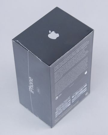 Lot #4071 Apple iPhone (First Generation, Sealed 8GB) with Original Gift Box and Apple 'Job Well Done' Card - Image 5