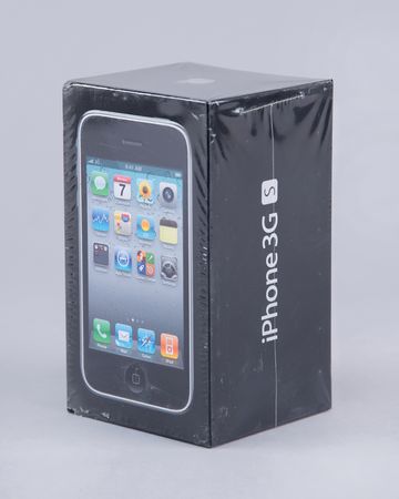 Lot #4073 Apple iPhone 3GS (3rd Generation, Sealed - 8GB) - Image 2
