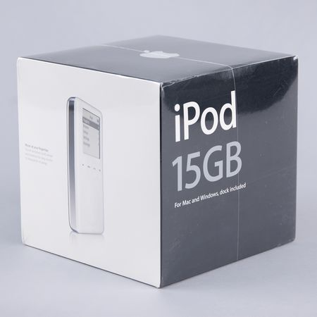 Lot #4083 Apple iPod (3rd Generation, Sealed - 15GB) - Image 1