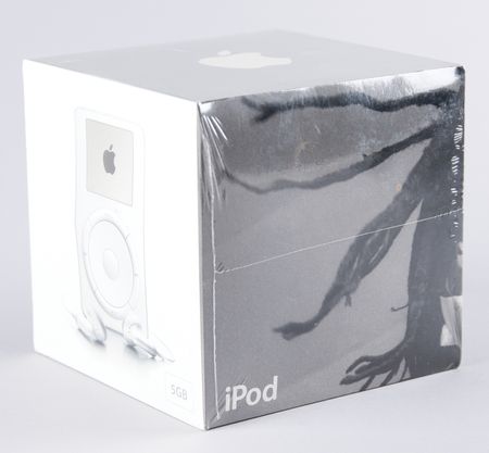 Lot #4080 Apple iPod (1st Generation, Bob Marley Edition, Sealed - 5GB) - Image 5