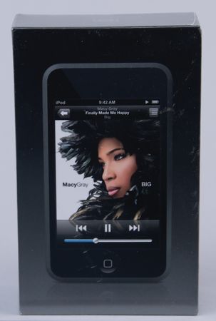 Lot #4099 Apple iPod Touch (1st Generation, Sealed - 8GB) - Image 3