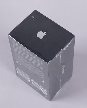 Lot #4069 Apple iPhone - Rare 4GB Model (First Generation, Sealed) - Image 5