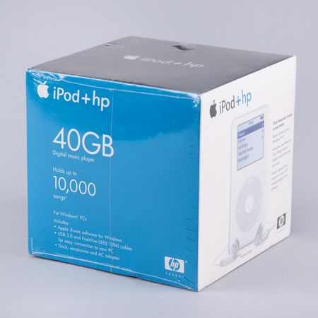 Lot #4087 Apple iPod+HP (4th Generation, Sealed - 40GB) - Image 2