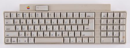 Lot #4062 Apple IIGS 'Woz Edition' Computer with Monitor, Keyboard, Mouse, External Drive, and Manuals - Image 10
