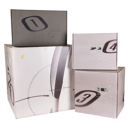 Lot #4068 Apple Twentieth Anniversary Macintosh (TAM) - Image 11
