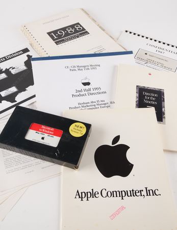 Lot #4118 Apple Computer Collection of (13)