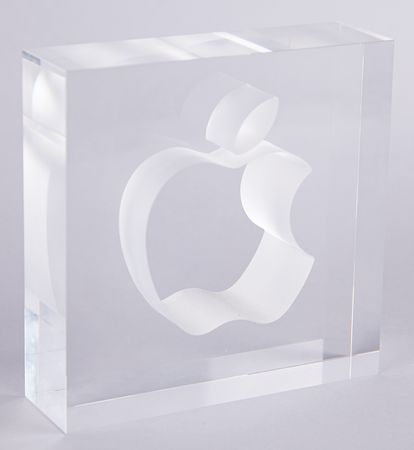 Lot #4016 Apple 10-Year Employee Service Crystal Award with Original Box, Presented to Steve Jobs's Stepbrother - Image 2