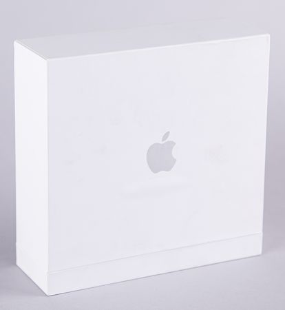 Lot #4016 Apple 10-Year Employee Service Crystal Award with Original Box, Presented to Steve Jobs's Stepbrother - Image 4