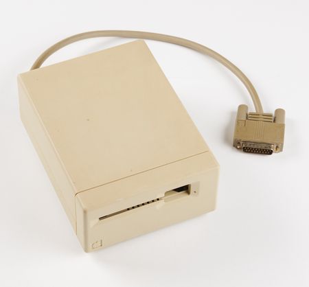 Lot #4008 Steve Jobs Macintosh 512K Computer Given to His Father, Complete with Original Accessories and Software - Image 10