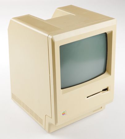 Lot #4008 Steve Jobs Macintosh 512K Computer Given to His Father, Complete with Original Accessories and Software - Image 2