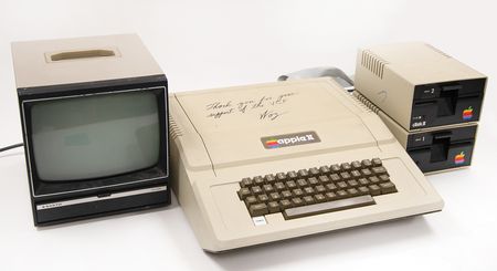 Lot #4179 The Erik Klein Collection of (47) Vintage Microcomputers, Terminals, and Peripherals - Three Decades of Computing History, 1969-1999 - Image 15