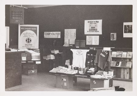 Lot #4169 Paul Terrell's Original Vintage Photographs (5) of The Byte Shop in Mountain View, California - Where Apple Sold Its First Computers - Image 4