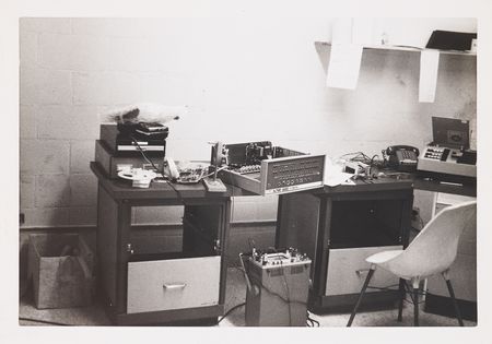 Lot #4169 Paul Terrell's Original Vintage Photographs (5) of The Byte Shop in Mountain View, California - Where Apple Sold Its First Computers - Image 5