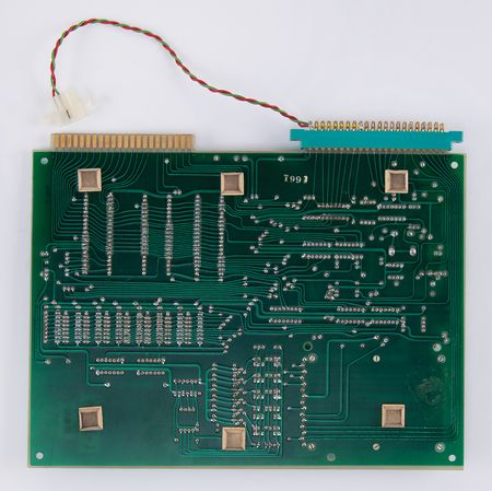 Lot #4183 MOS Technology KIM-1 Rev. A Single-Board Computer with Original White Ceramic 6502 and 6530 ICs (Serial No. 1661) - Image 2