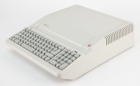 Lot #4057 Apple IIe Platinum Computer - New, Unused in Original Factory Packaging with Original Box and Documentation - Image 2