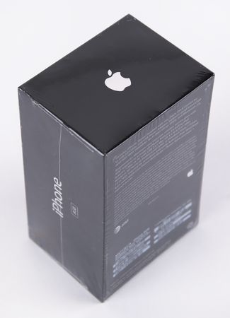 Lot #5073 Apple iPhone (First Generation, Sealed - 8GB) - Image 4