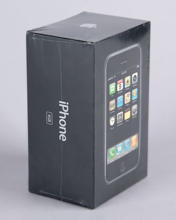 Lot #5072 Apple iPhone - Rare 4GB Model (First Generation, Sealed) - Image 2