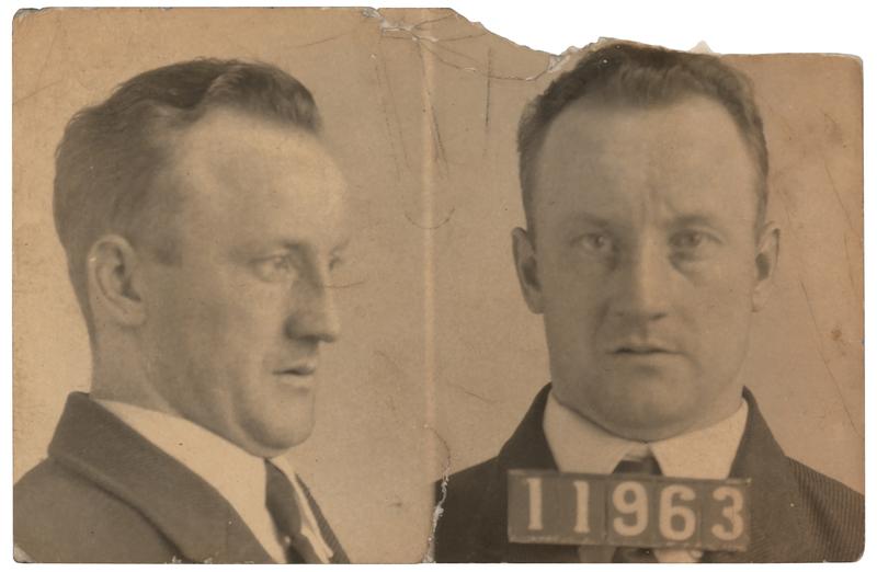 Lot 417 John 'Red' Hamilton Original Indiana State Prison Mugshot (Inmate No. 11963)