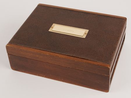 Lot #379 Joseph Aiuppa's Custom Poker Set - Image 2