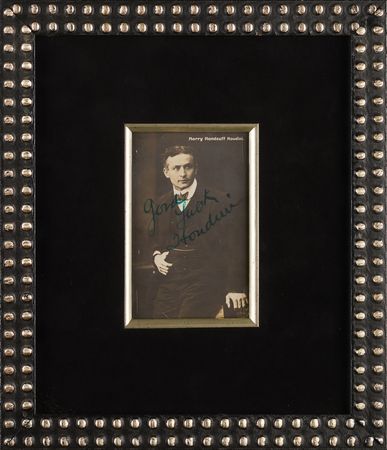 Lot #710 Harry Houdini Signed Photograph - Image 1