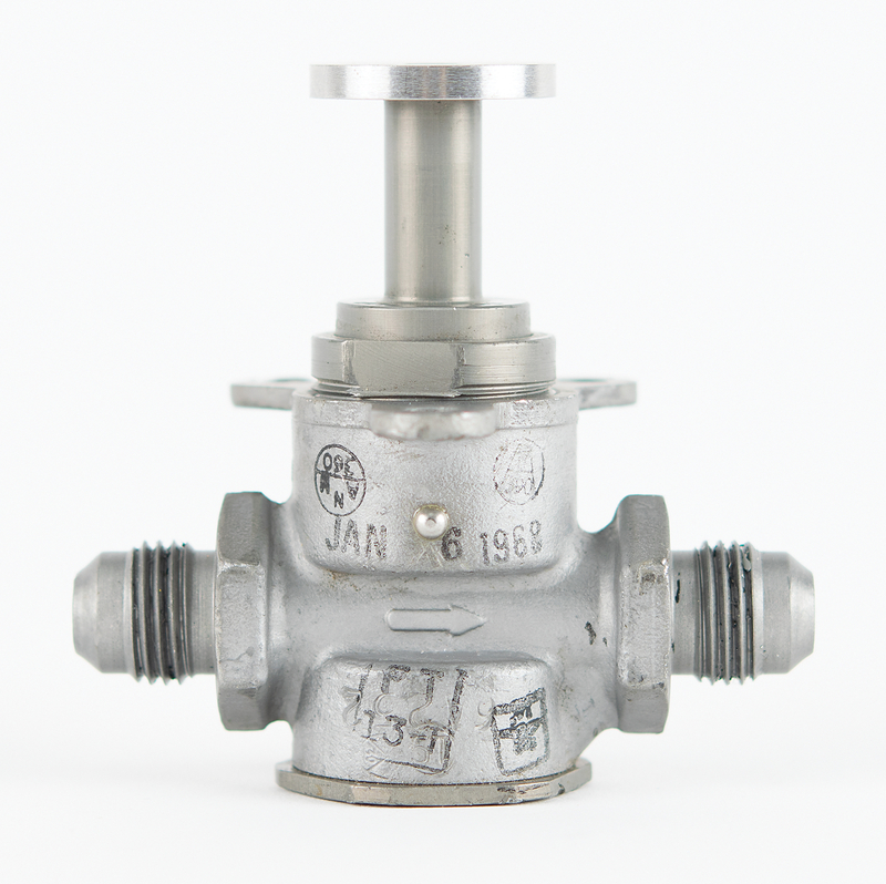 Lot 6350 Apollo Command Module Globe Valve