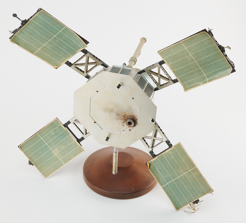 Lot 6450 Mariner 5 Contractor Display Model (Mid-1960s)