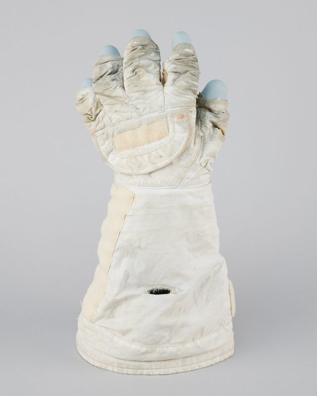 Lot 6394 Space Shuttle ILC Dover TMG Training Glove