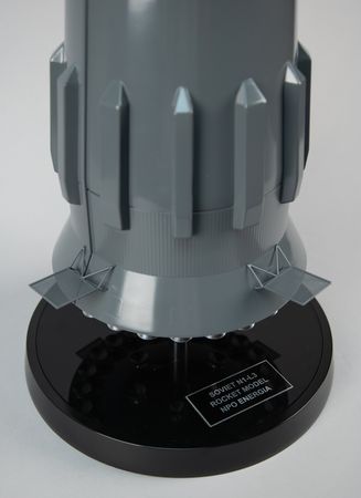 Lot #6452 N1-L3 Soviet Lunar Launch Vehicle Model - Nearly Five Feet Tall - Image 5