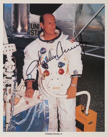 Lot #6317 Moonwalkers (12) Signed Photographs - Complete Set of Uninscribed NASA Lithographs - Image 4