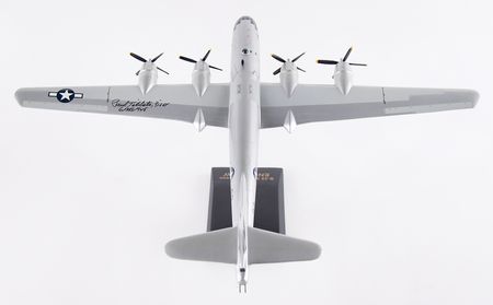 Lot #6011 Enola Gay: Paul Tibbets Signed 'Enola Gay' Scale Model - 1:72 Scale - Image 3