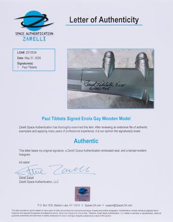 Lot #6011 Enola Gay: Paul Tibbets Signed 'Enola Gay' Scale Model - 1:72 Scale - Image 5