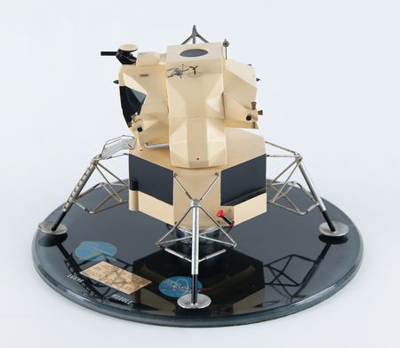Lot #6455 Apollo Lunar Module Grumman Contractor's Model - Image 3