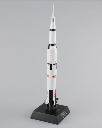Lot #6219 Fred Haise Signed Saturn V Rocket Model - Image 4