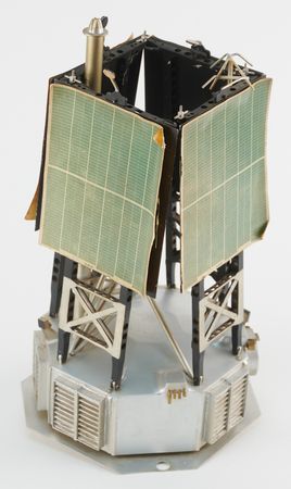 Lot #6450 Mariner 5 Contractor Display Model (Mid-1960s) - Image 6