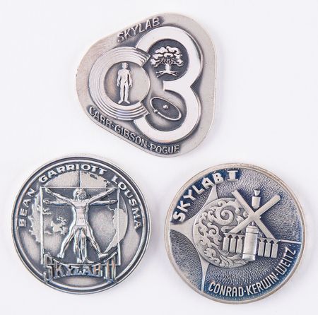 Lot #6362 Skylab (3) Unflown Robbins Medallions -