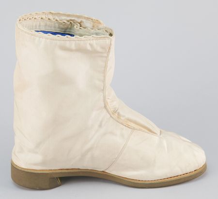 Lot #6065 Frank Borman Gemini G-4C Space Suit Boot (1965) - Image 4