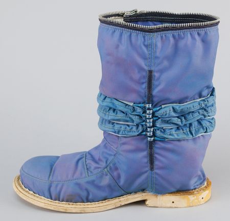 Lot #6342 Apollo A7L Space Suit Pressure Restraint Boot by ILC Industries - Image 4