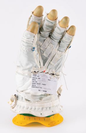 Lot #6392 Space Shuttle 4000 Series ILC Dover Glove Restraint and Bladder - Image 2