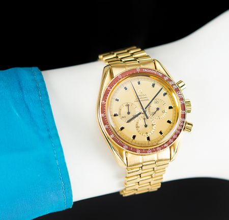 Lot #6197 Omega Speedmaster Professional 18K Gold Apollo 11 Commemorative Watch - From the Personal Collection of Alan Bean - Image 2