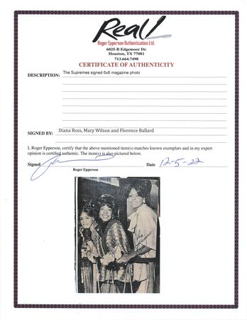 Lot #685 The Supremes Signed Photograph - Image 2