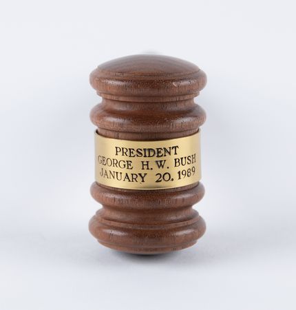 Lot #224 George Bush: Wooden Gavel Made from the 1989 Inauguration Podium - Image 2