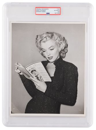 Lot #756 Marilyn Monroe Original Photograph - PSA Type I - Image 1