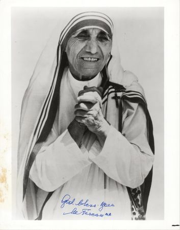 Lot #368 Mother Teresa Signed Photograph